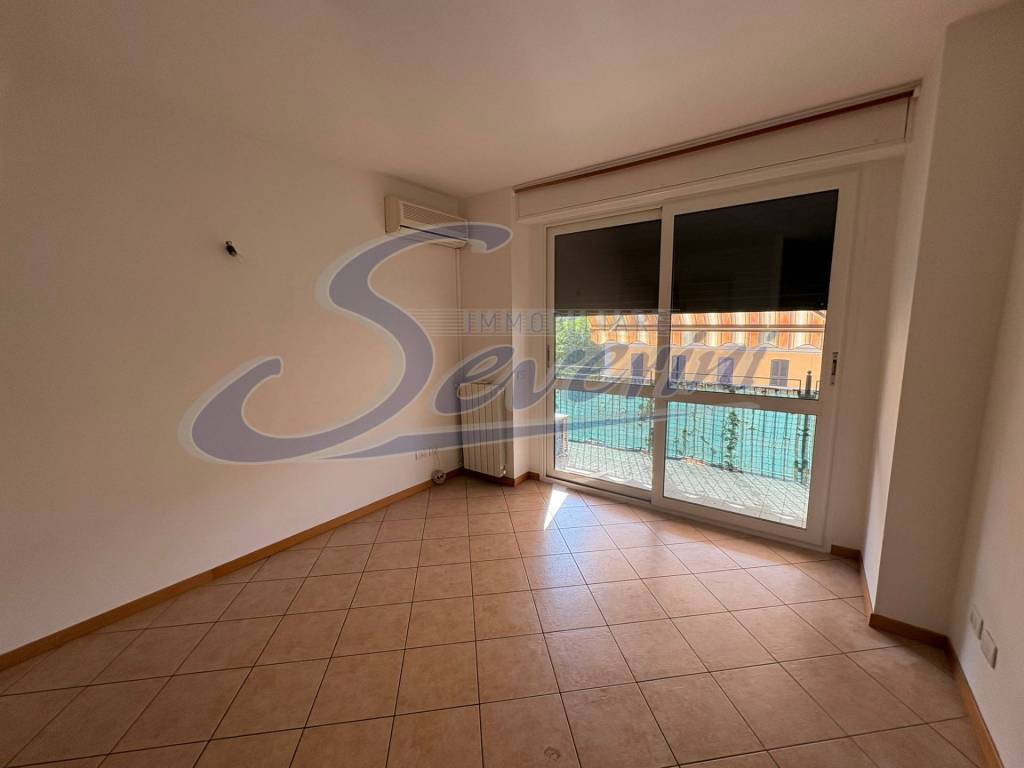 appartamento in vendita a Como in zona Ponte Chiasso