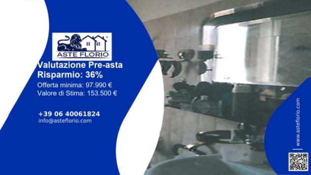 appartamento in vendita a Como in zona Caserme