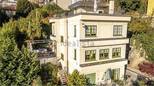 casa indipendente in vendita a Como in zona Como Centro