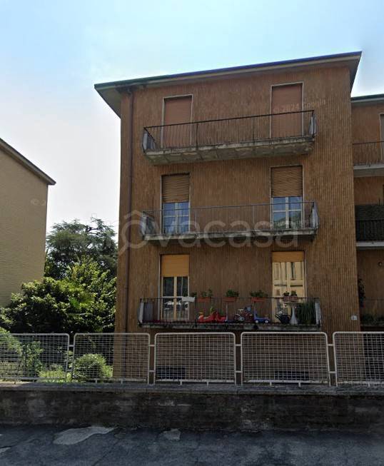 appartamento in vendita a Como in zona Caserme