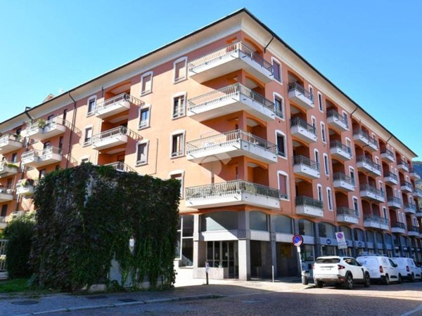 appartamento in vendita a Como in zona Borghi