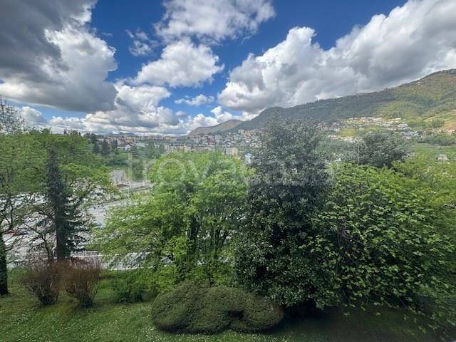 appartamento in vendita a Como in zona Sagnino