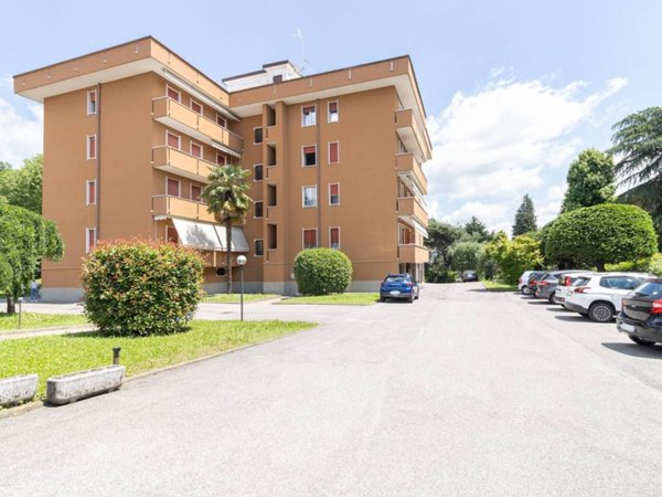 appartamento in vendita a Como in zona Rebbio