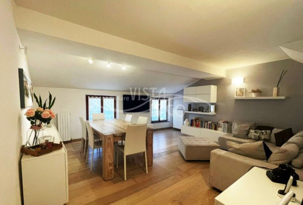 appartamento in vendita a Como in zona Como Centro