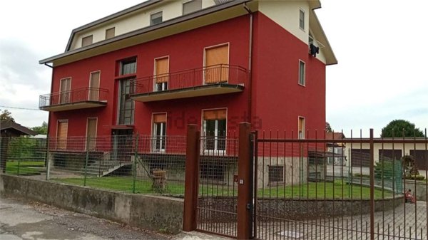 appartamento in vendita a Como in zona Albate