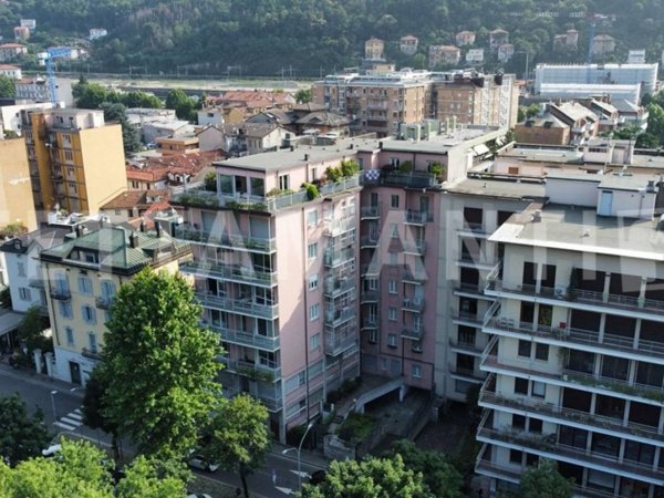 appartamento in vendita a Como in zona Viale Varese