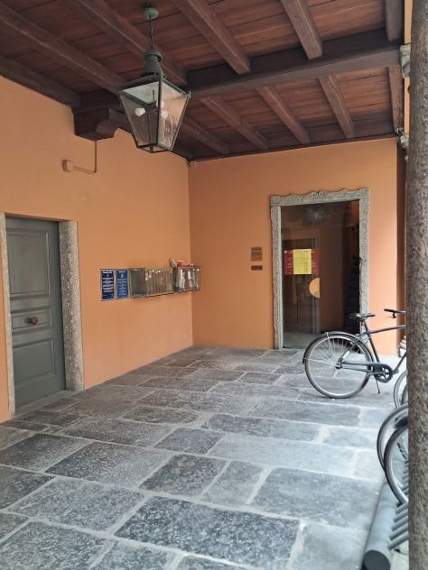 appartamento in vendita a Como in zona Piazza Volta
