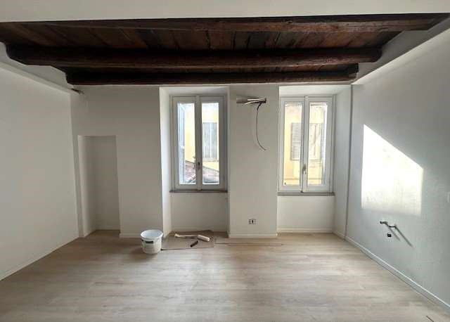 appartamento in vendita a Como in zona Borghi