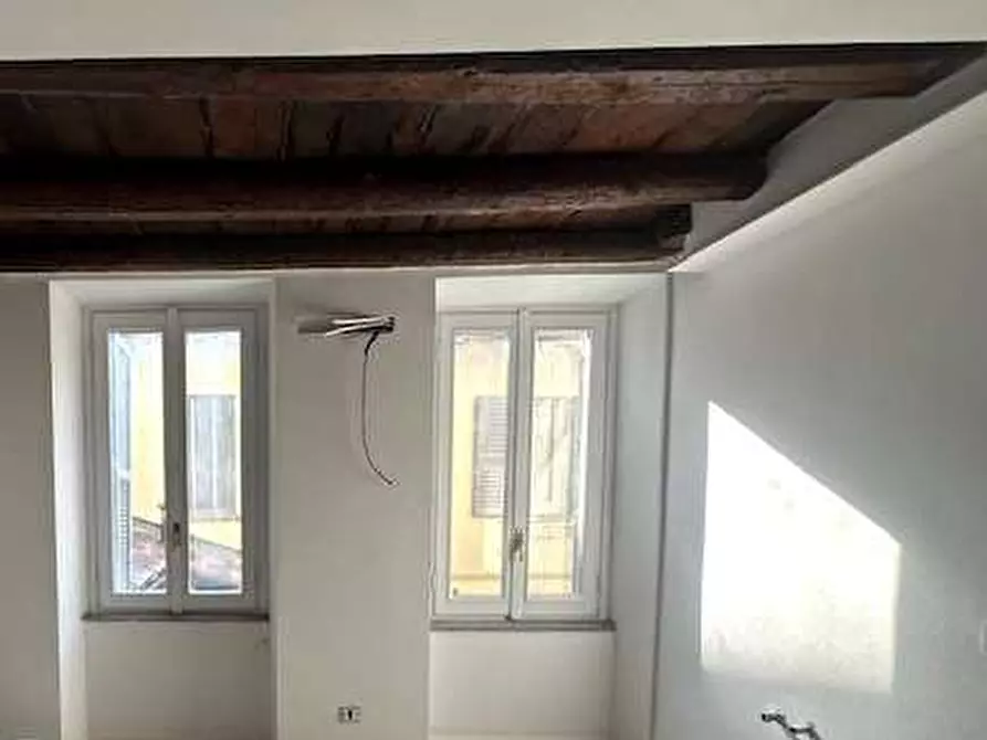 appartamento in vendita a Como in zona Borghi