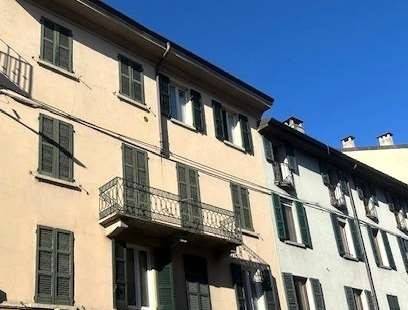 appartamento in vendita a Como in zona Borghi