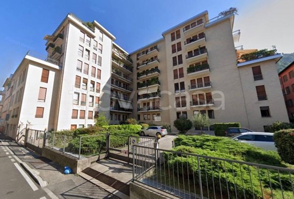 appartamento in vendita a Como in zona Valduce