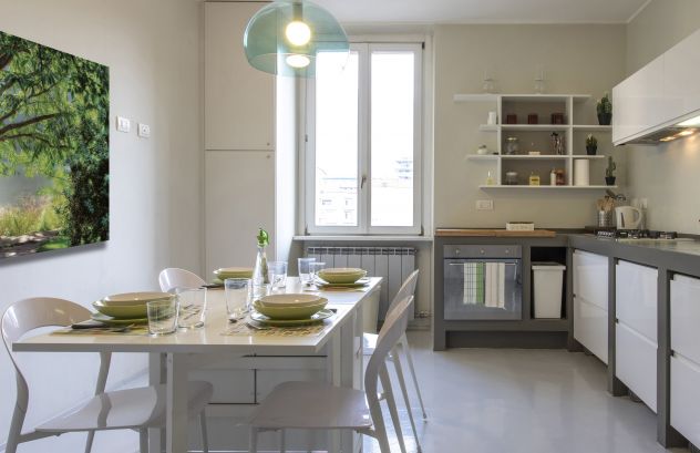 appartamento in vendita a Como in zona Via Milano