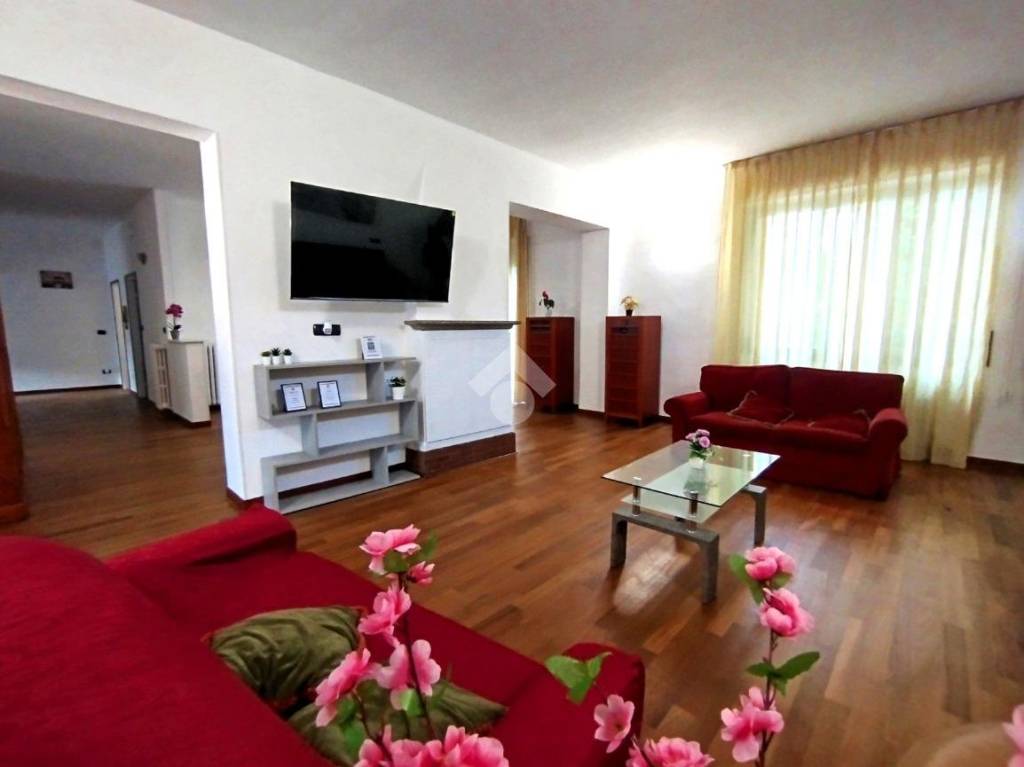 appartamento in vendita a Como in zona Trecallo