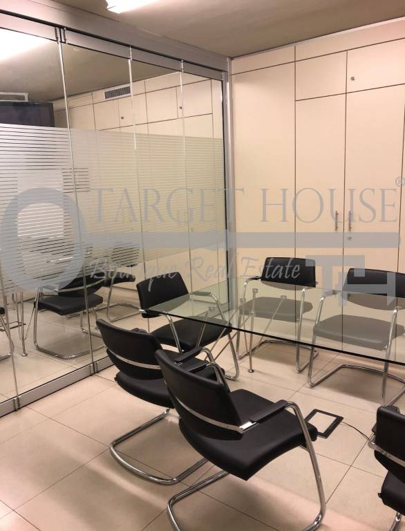 ufficio in vendita a Como in zona Como Centro