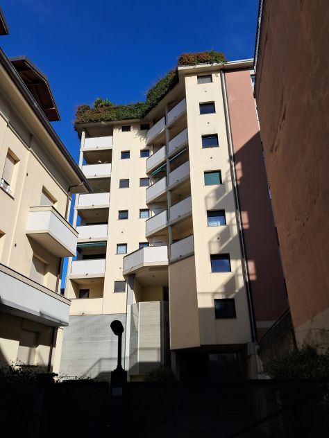 appartamento in vendita a Como in zona Borghi
