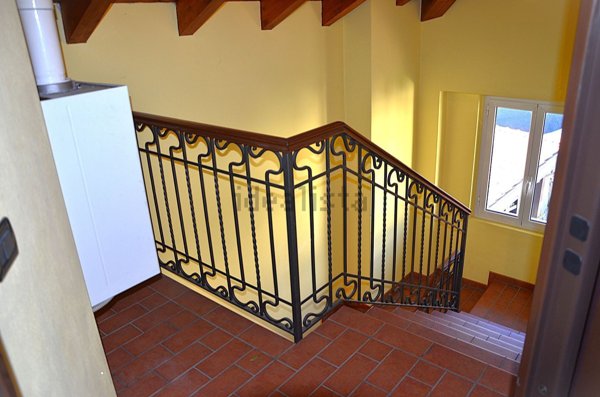 appartamento in vendita a Como in zona Albate