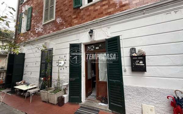 appartamento in vendita a Como in zona Rebbio