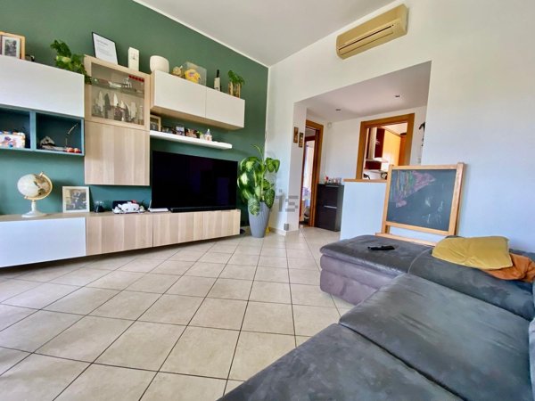 appartamento in vendita a Como in zona Como Centro