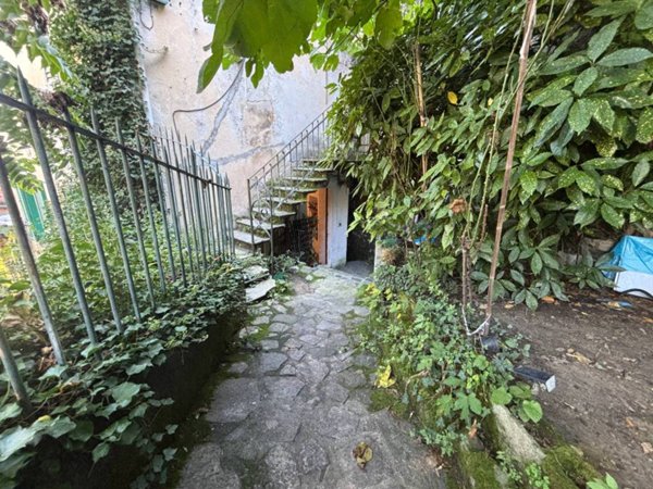 appartamento in vendita a Como in zona Villa Olmo