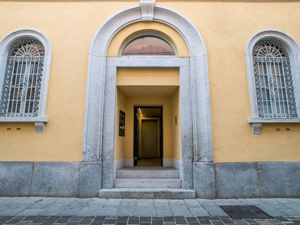 appartamento in vendita a Como in zona Como Centro