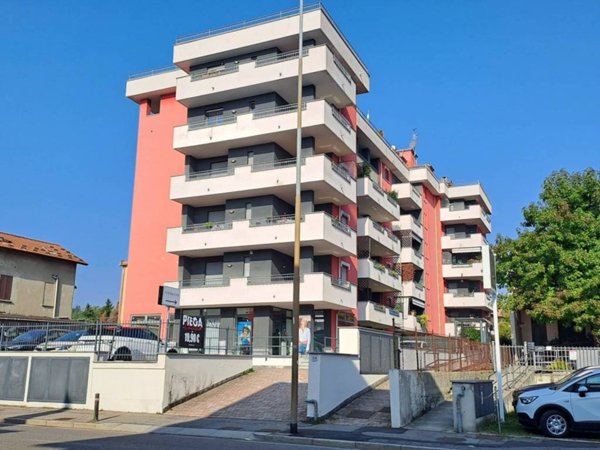appartamento in vendita a Como in zona Camerlata