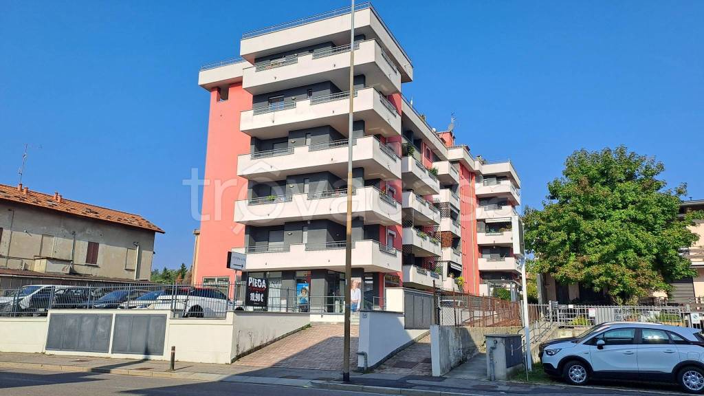 appartamento in vendita a Como in zona Rebbio