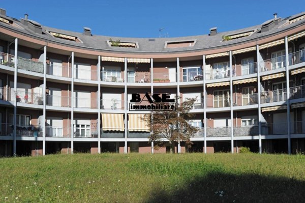 appartamento in vendita a Como in zona Camerlata