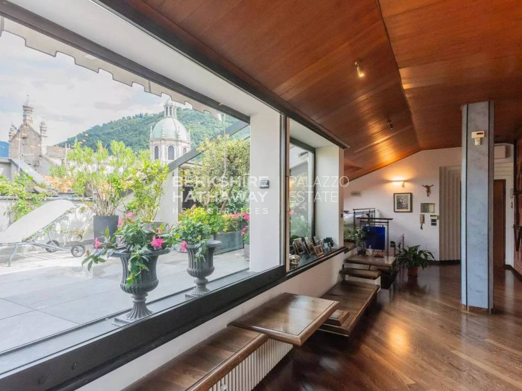 appartamento in vendita a Como in zona Como Centro