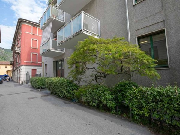 appartamento in vendita a Como in zona Borghi