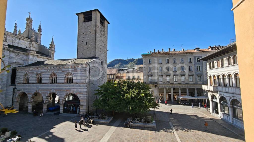 appartamento in vendita a Como in zona Como Centro