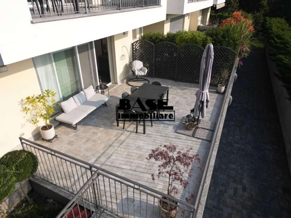 appartamento in vendita a Como in zona Breccia