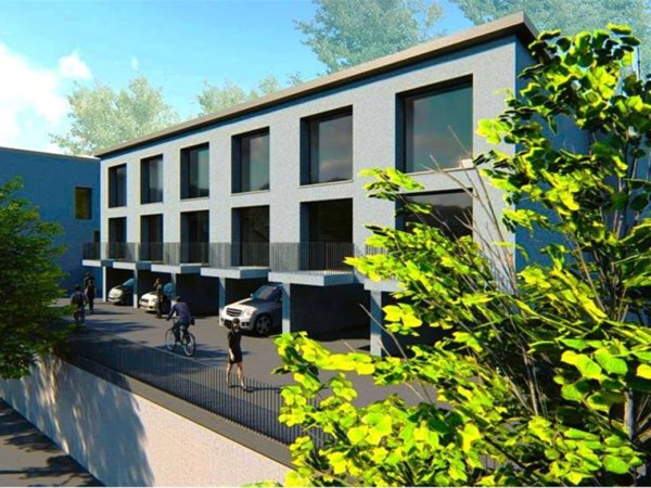 appartamento in vendita a Como in zona Lora