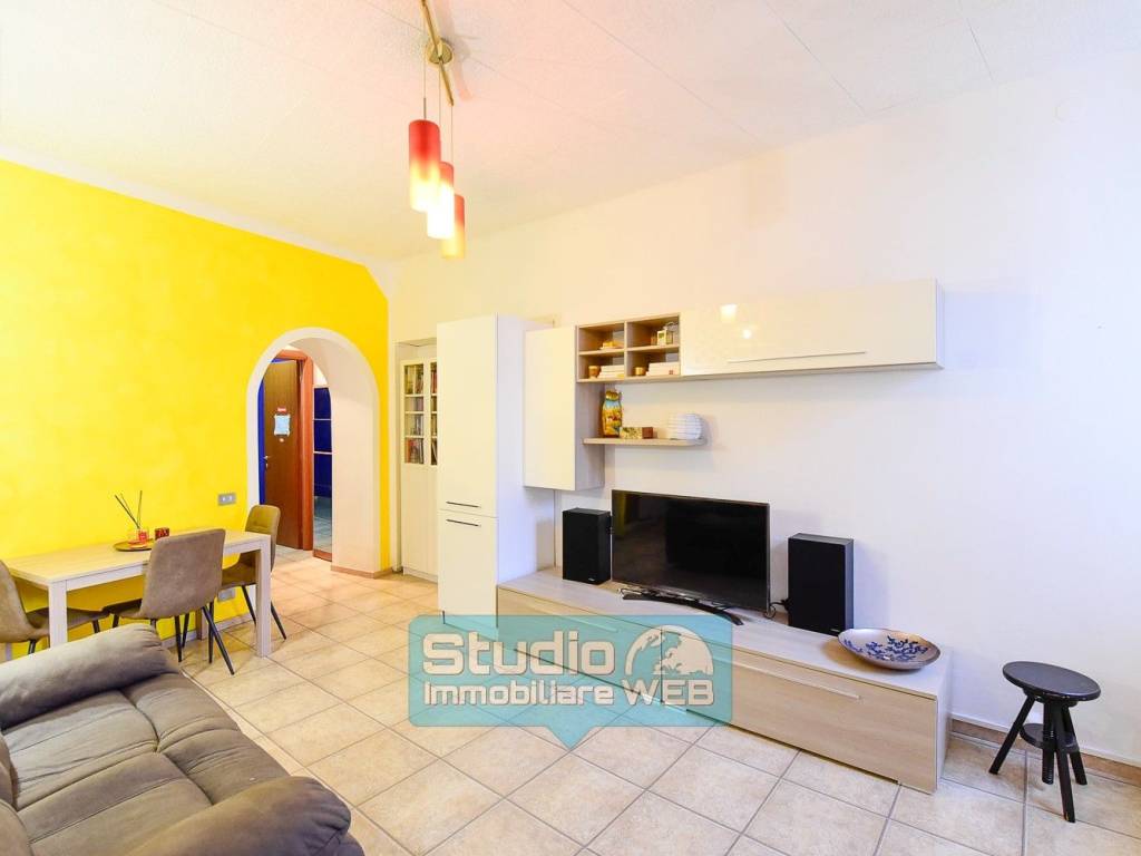 appartamento in vendita a Como in zona Borghi