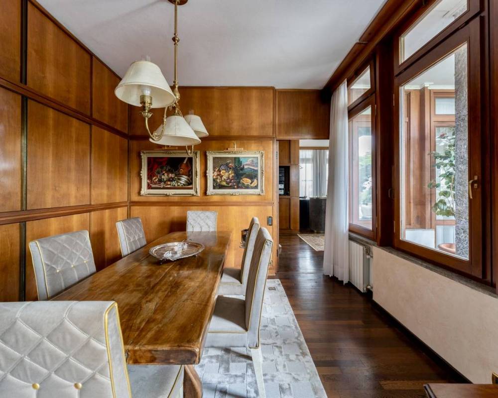 casa indipendente in vendita a Como in zona Como Centro