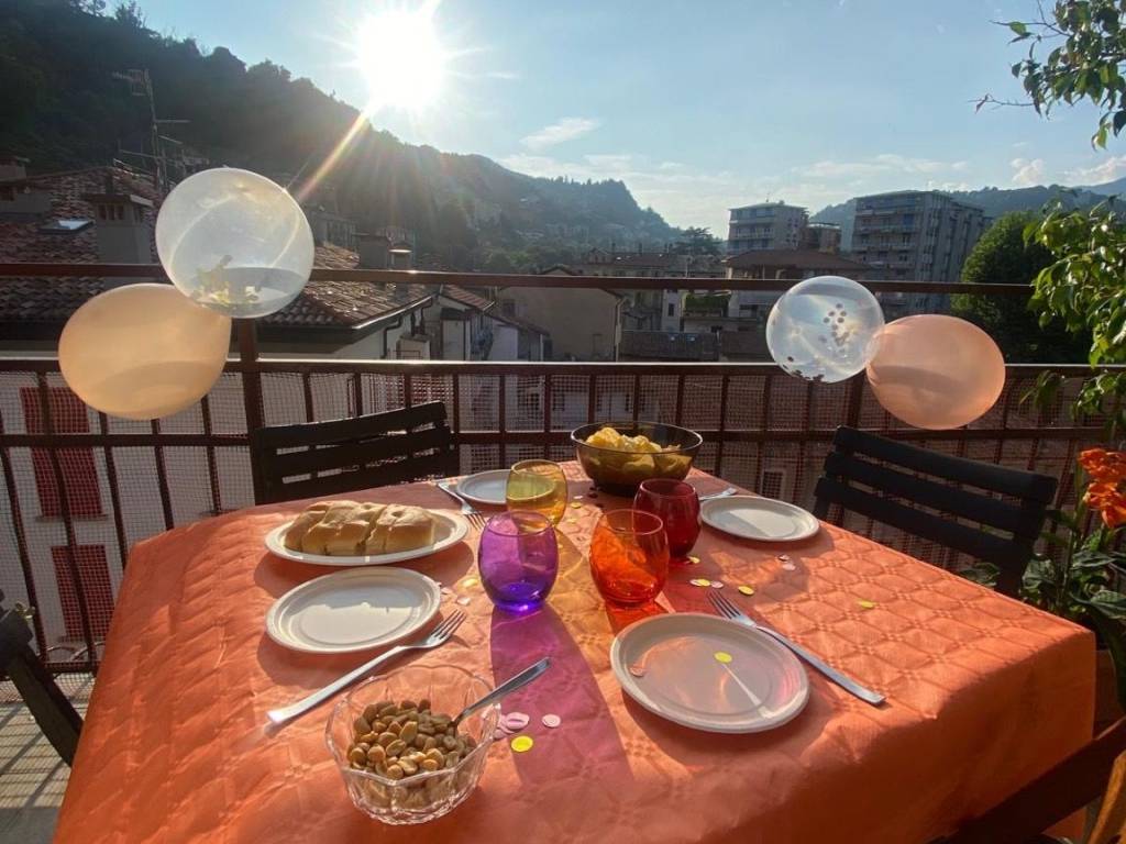 appartamento in vendita a Como in zona Como Centro