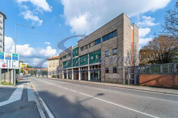 appartamento in vendita a Como in zona Camerlata