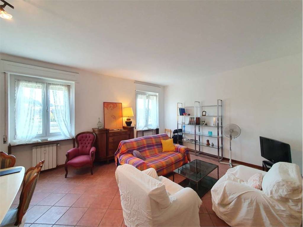 appartamento in vendita a Como in zona Camerlata