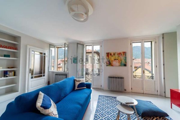 appartamento in vendita a Como in zona Via Milano