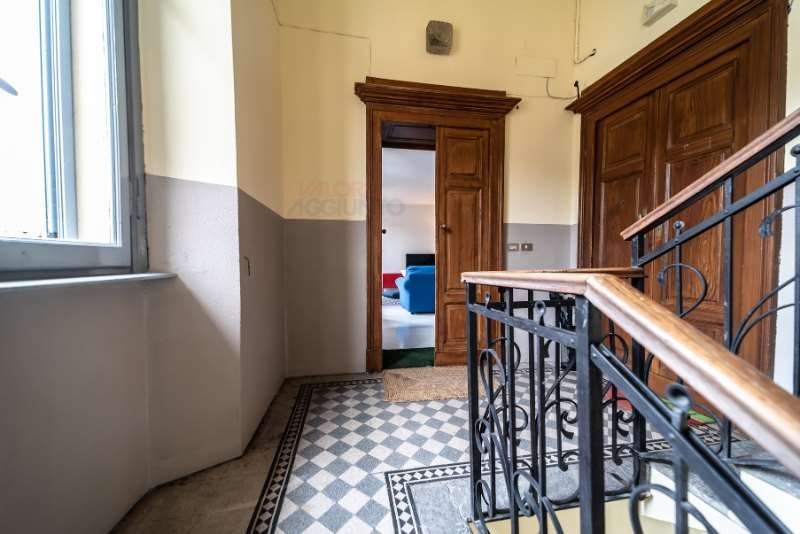 appartamento in vendita a Como in zona Via Milano