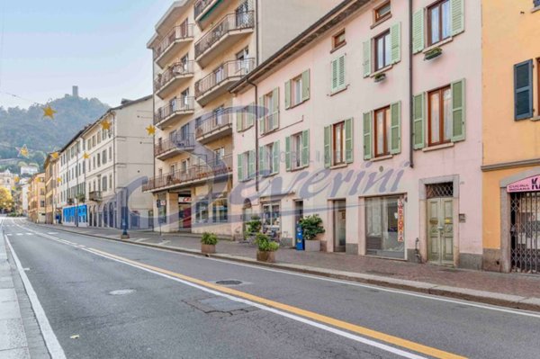 appartamento in vendita a Como in zona Borghi