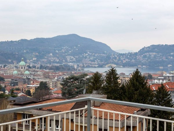 appartamento in vendita a Como in zona Prudenziana