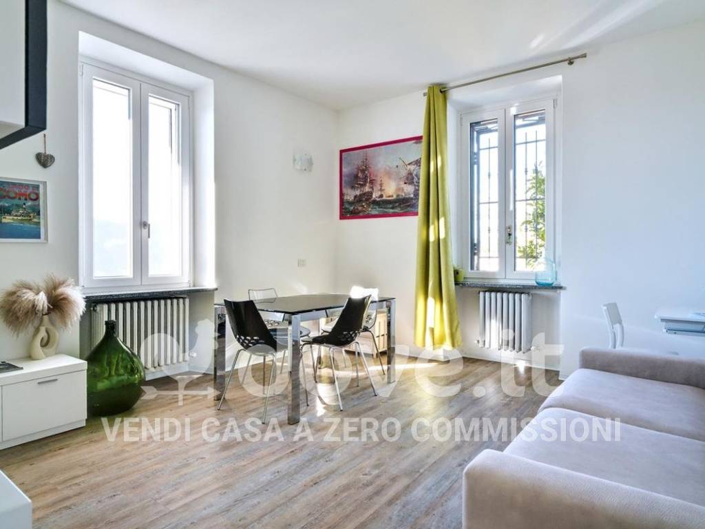 appartamento in vendita a Como in zona Civiglio