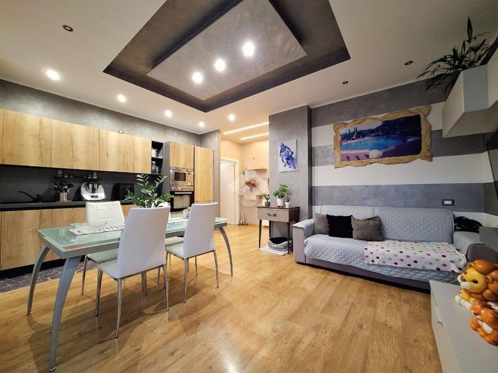 appartamento in vendita a Como in zona Camerlata