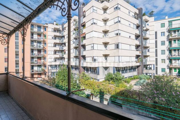 appartamento in vendita a Como in zona Piazza Volta