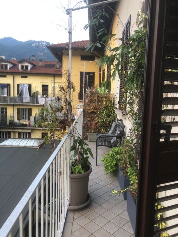 appartamento in vendita a Como in zona Via Milano