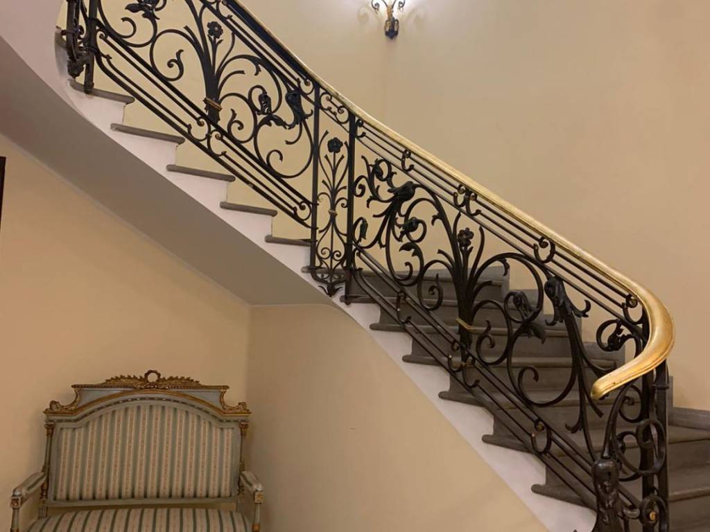 appartamento in vendita a Como in zona Valduce