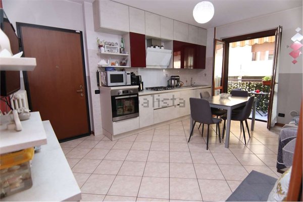 appartamento in vendita a Como in zona Rebbio