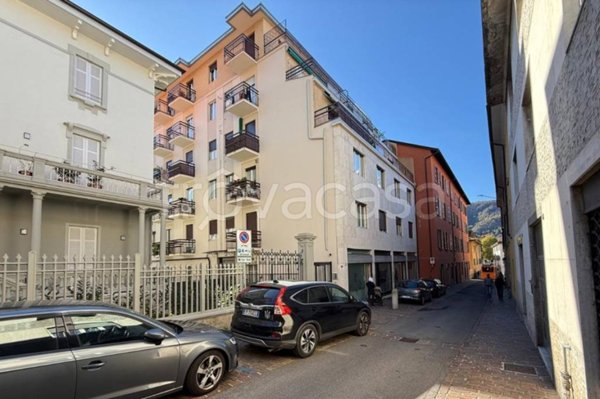 appartamento in vendita a Como in zona Valduce