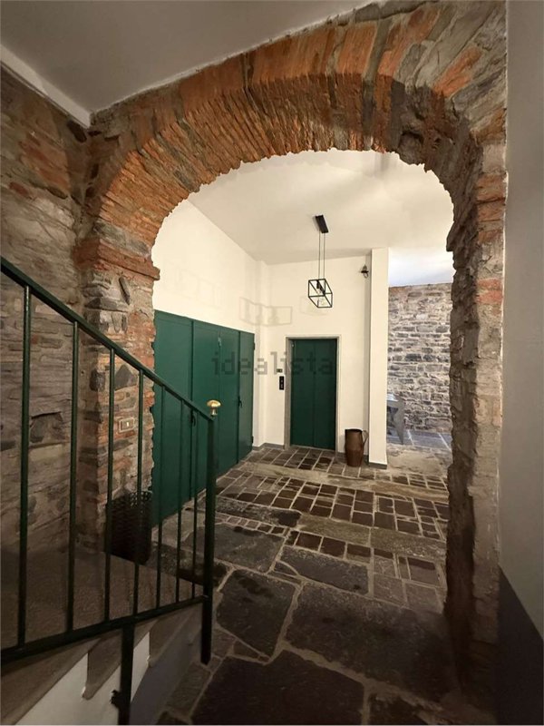 appartamento in vendita a Como in zona Como Centro