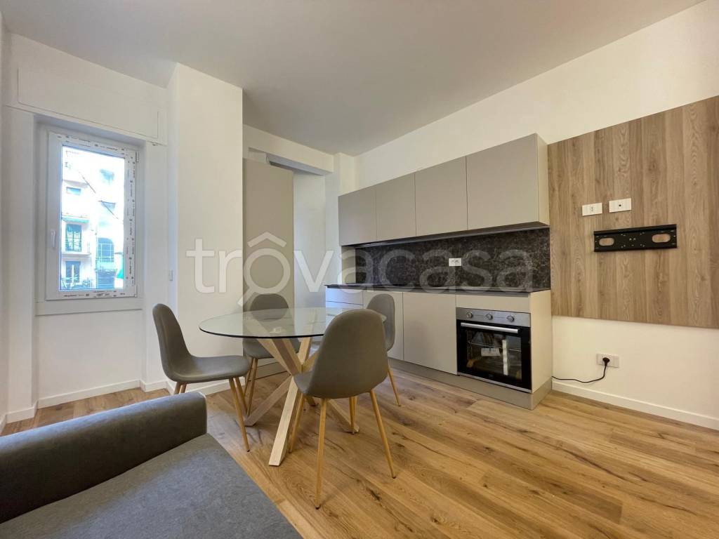 appartamento in vendita a Como in zona Valduce